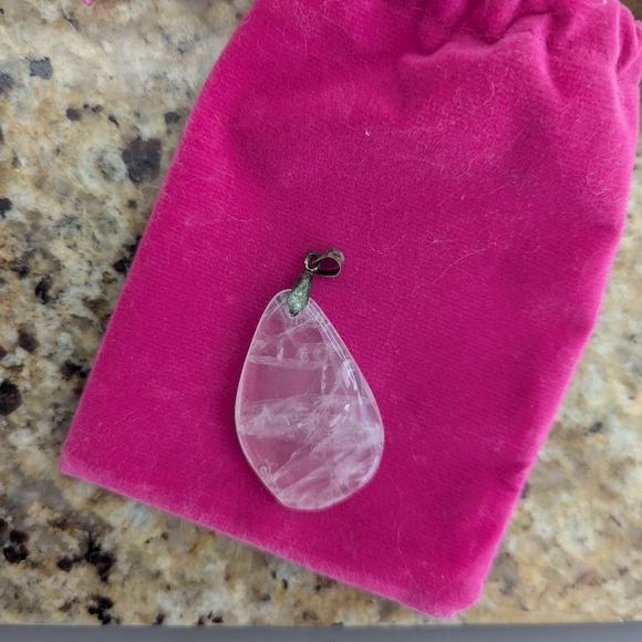 Rose Quartz Gem (for necklace) - Picture 3 of 3